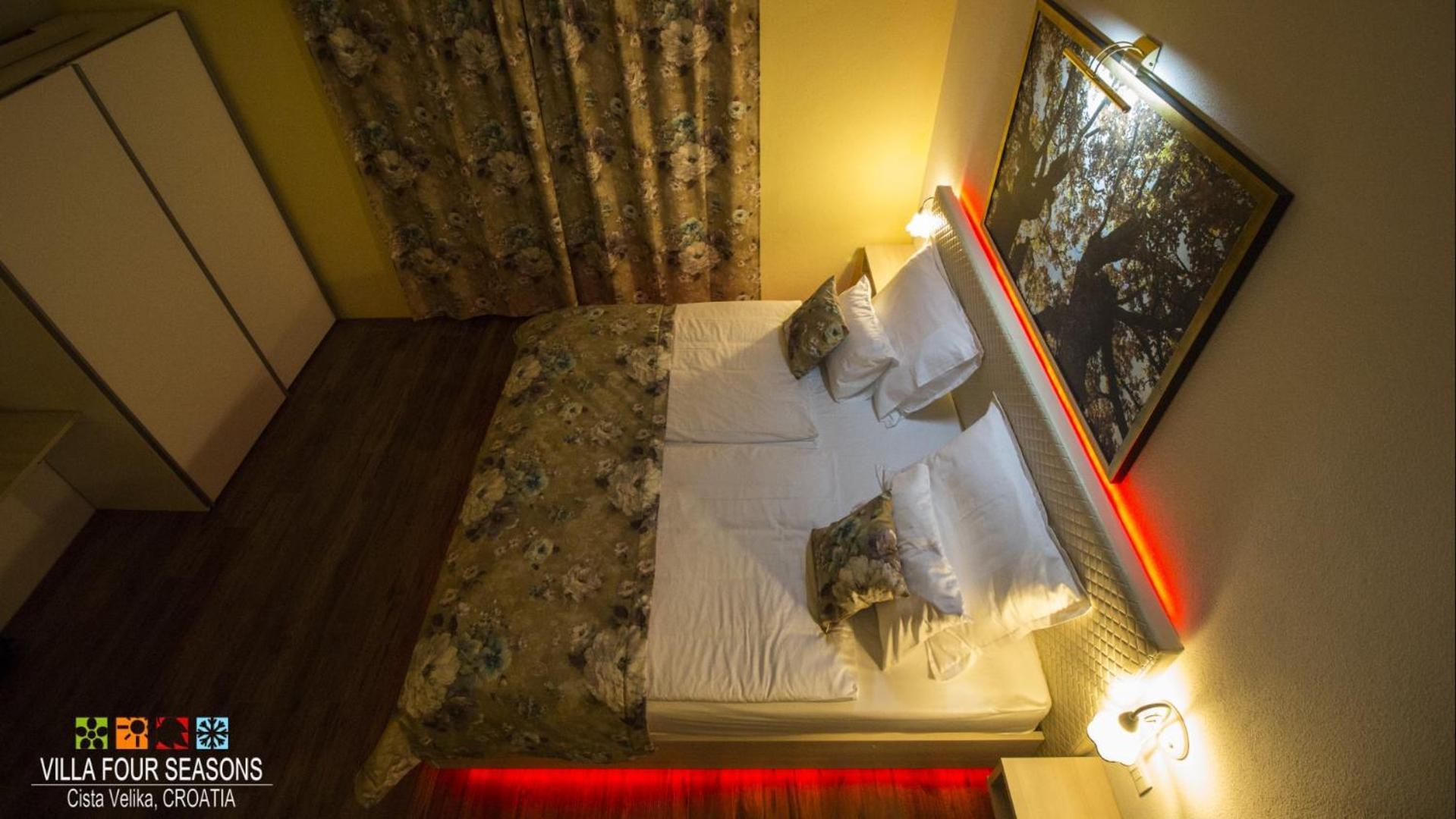 Villa Four Seasons, Heated Pool And 3 En-Suite Bathrooms Velika Čista Εξωτερικό φωτογραφία